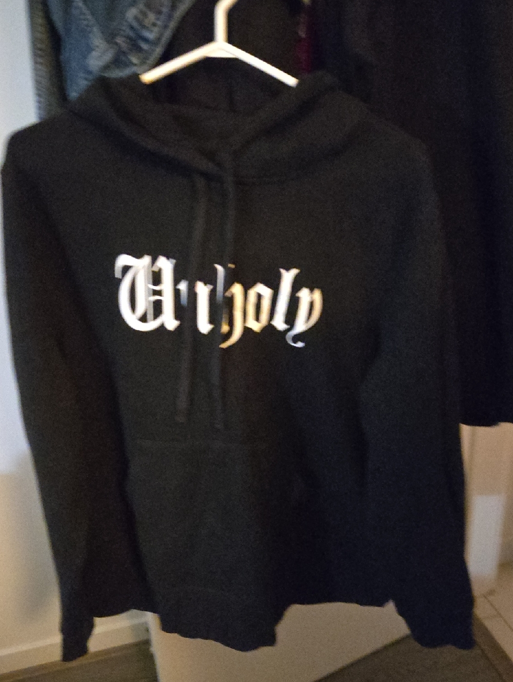 Amazon Essentials Black Pullover Hoodie